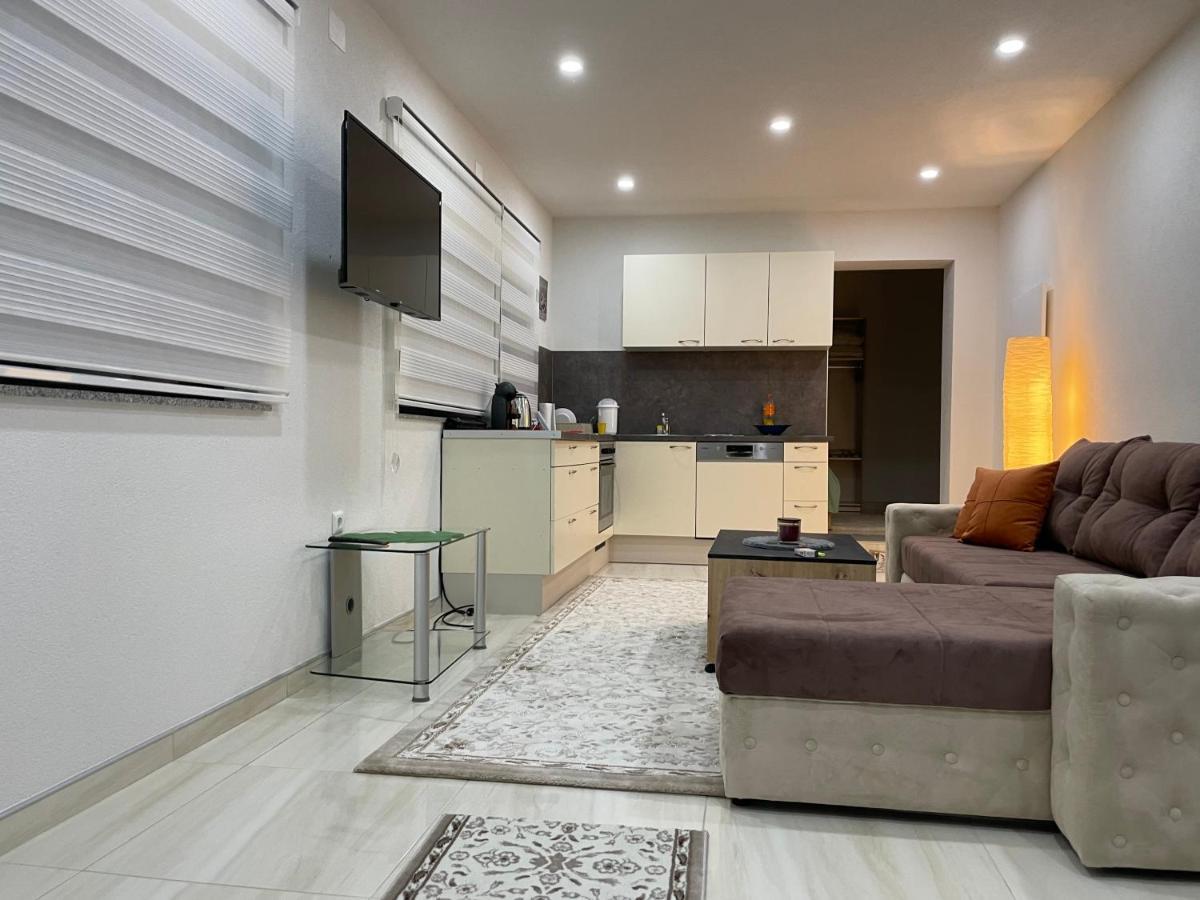 Apartman Cuprija Cazin Exteriör bild
